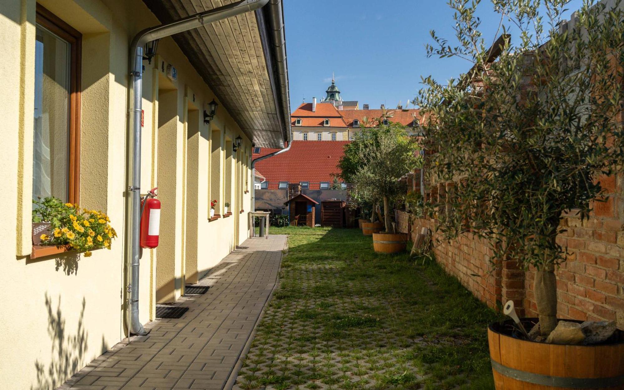 Penzion Alenka Valtice Dış mekan fotoğraf