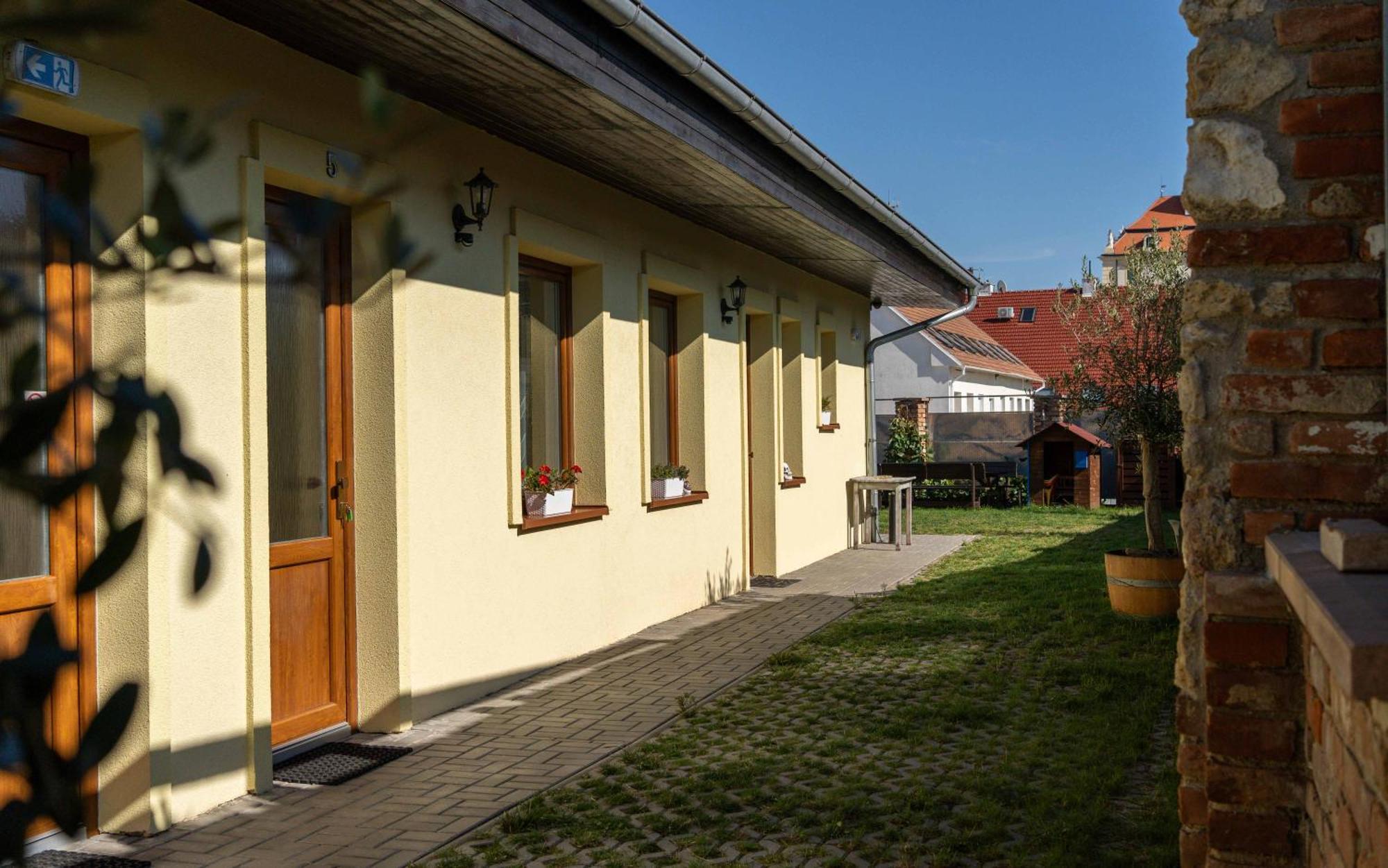 Penzion Alenka Valtice Dış mekan fotoğraf